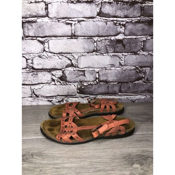 Naot Coral Pink Leather Stud Ankle Strap Casual Sandals Women’s Sz 38EU/7.5M US - Picture 12 of 14